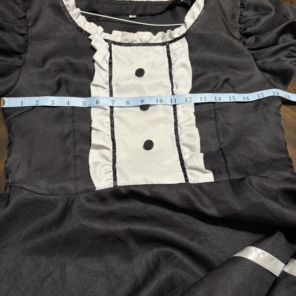 Black & White Girls Maid Dress Halloween Costume Size XL - Picture 6 of 10